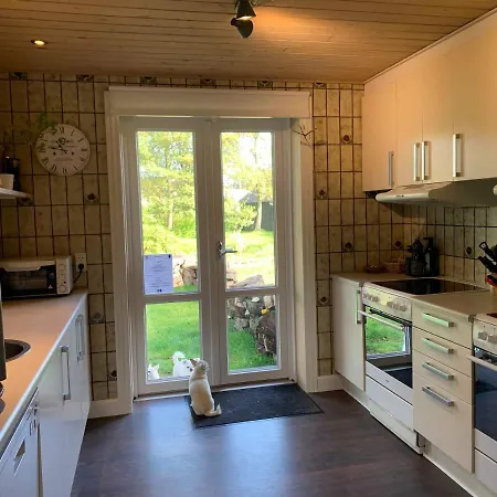 Savannah's Treat Homestay Kibaek